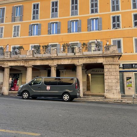 Museum Guest House Civitavecchia Exterior photo