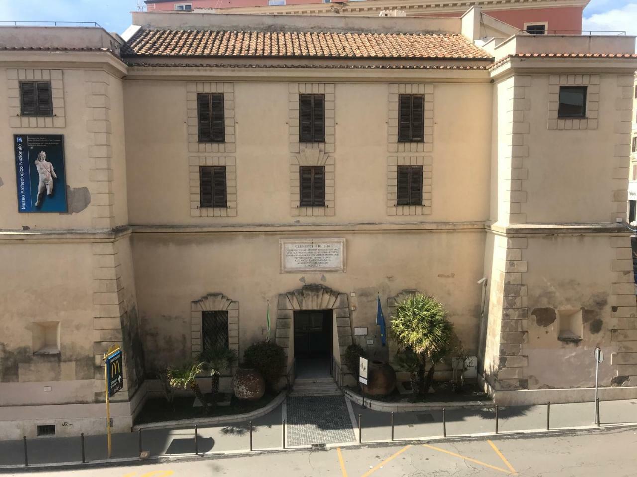 Museum Guest House Civitavecchia Exterior photo