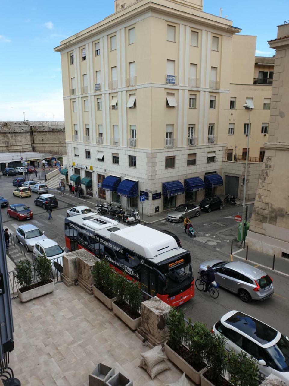 Museum Guest House Civitavecchia Exterior photo